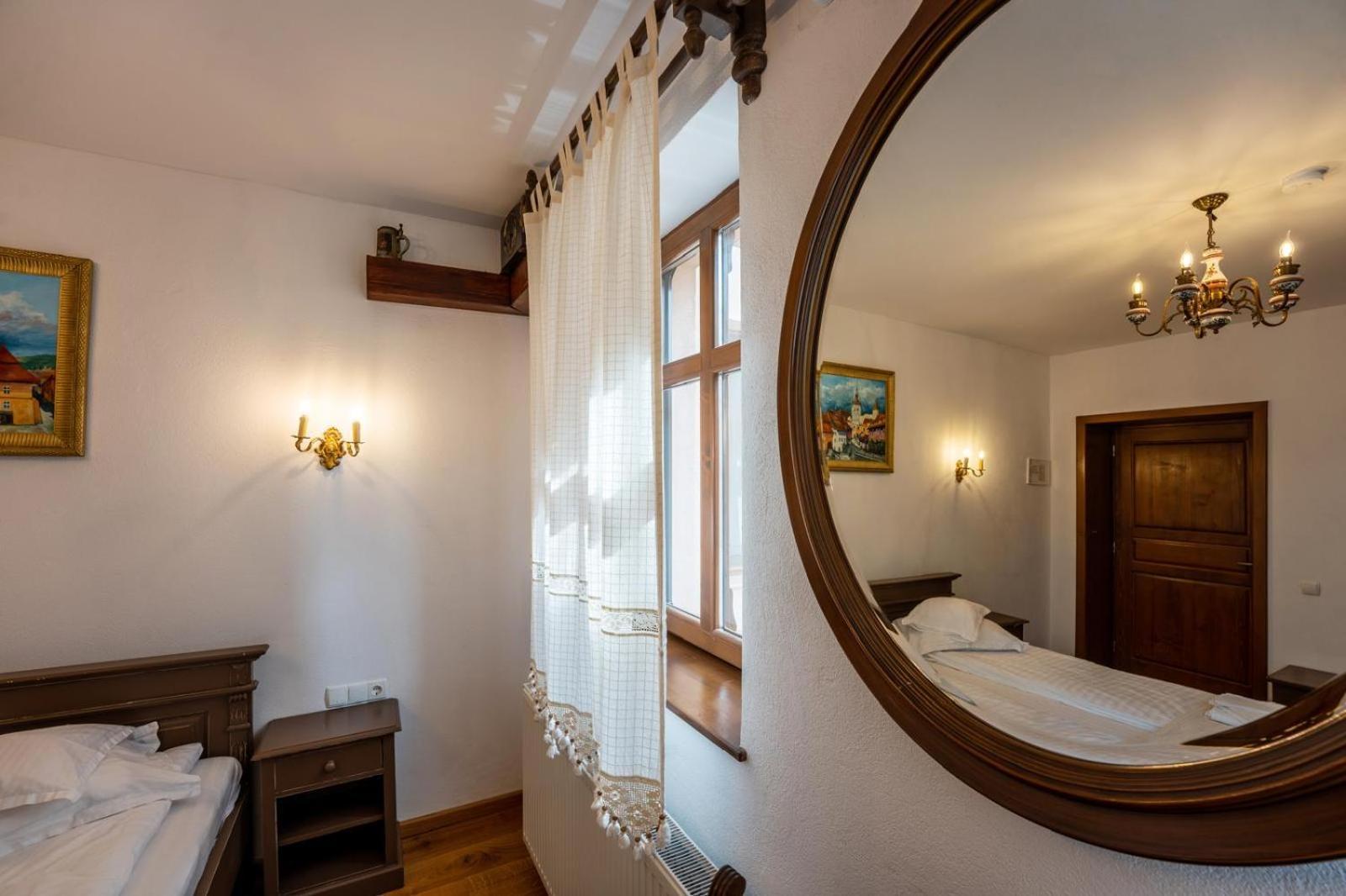 Hotel Carolina House Sighişoara Exterior foto